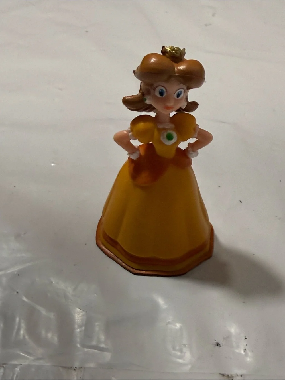 Super Mario Princess Daisy 2.5” inch figure toy